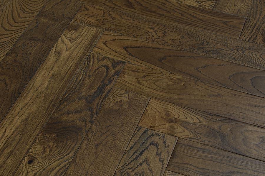 Galleria Professional Engineered Rustic Oak Herringbone Flooring 20mm x 90mm Tawny Brown Lacquered