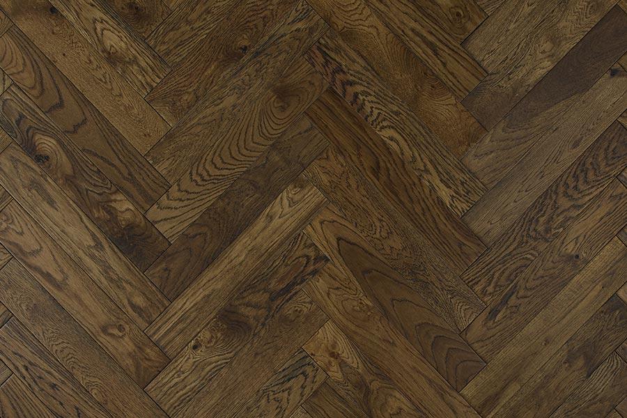 Galleria Professional Engineered Rustic Oak Herringbone Flooring 20mm x 90mm Tawny Brown Lacquered