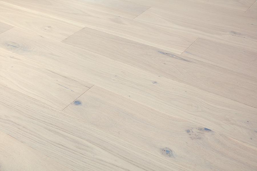 Home Choice Engineered European Rustic Oak Flooring 14mm x 180mm Cappuccino Grande Lacquered
