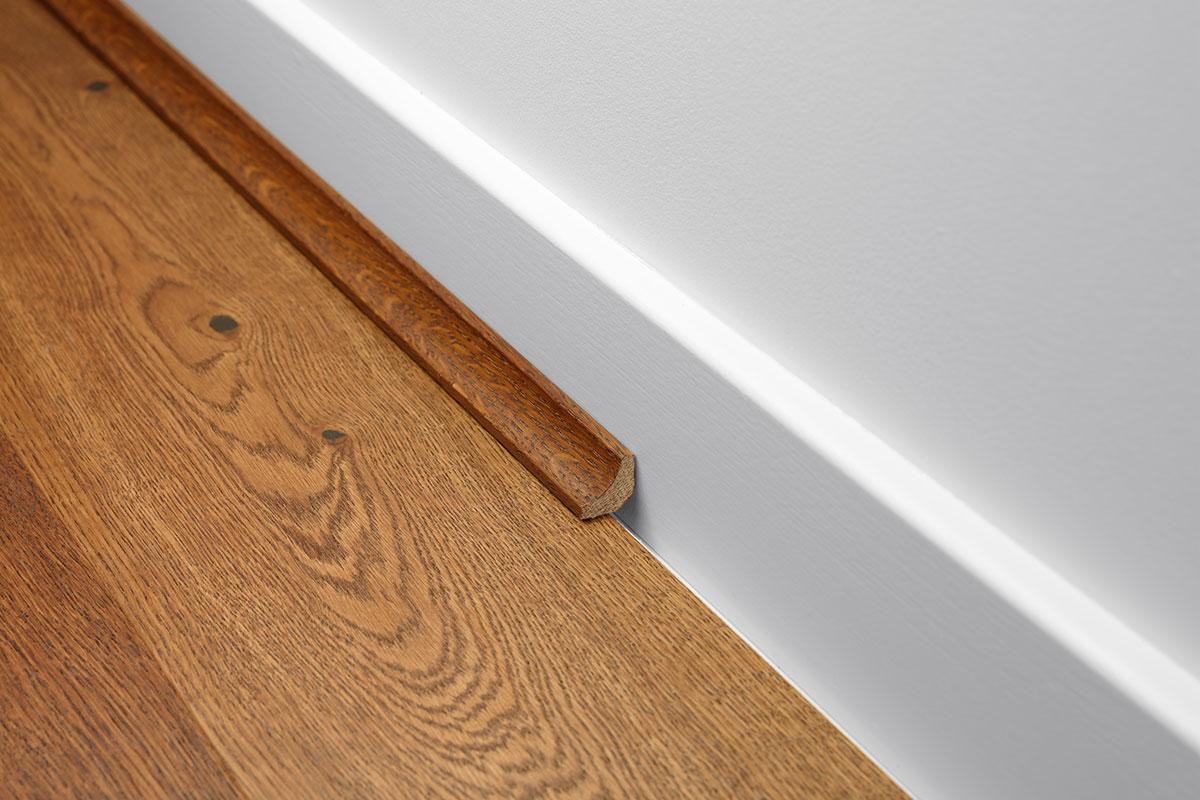 Home Choice Engineered European Nature Oak Flooring 14mm x 180mm Chestnut Brushed Matt Lacquered