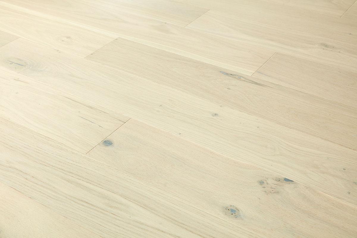 Home Choice Engineered European Rustic Oak Flooring 14mm x 130mm Cappuccino Lacquered