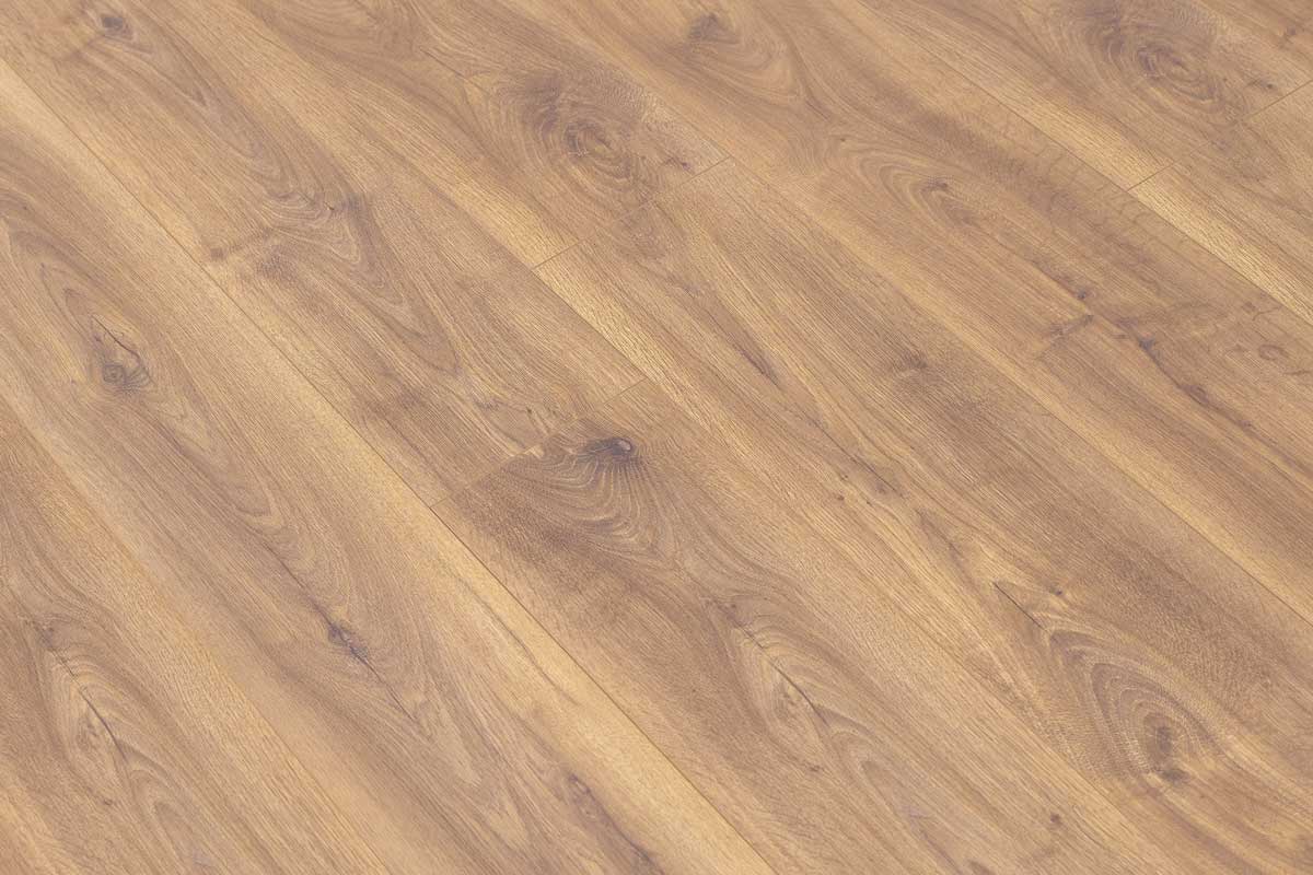 Series Woods 12mm Laminate Flooring Warm Honey Oak