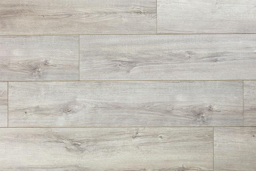 Audacity 12mm Laminate Cove Oak Built-in Underlay