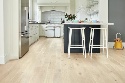 Home Choice Engineered European Rustic Oak Flooring 14mm x 180mm Cappuccino Lacquered