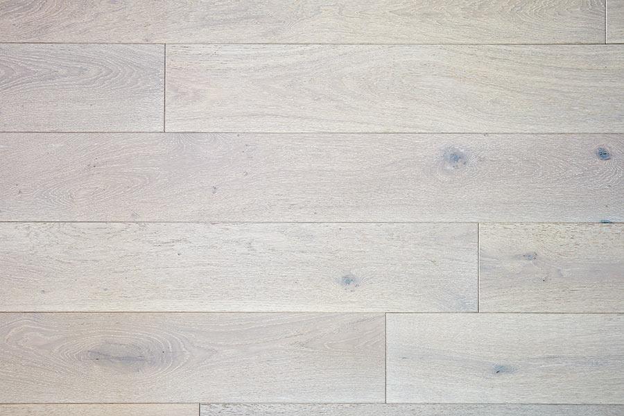 Galleria Professional Engineered European Rustic Oak Flooring 20mm x 190mm Winter Dawn Lacquered