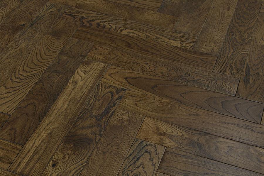 Galleria Professional Engineered Rustic Oak Herringbone Flooring 20mm x 90mm Tawny Brown Lacquered