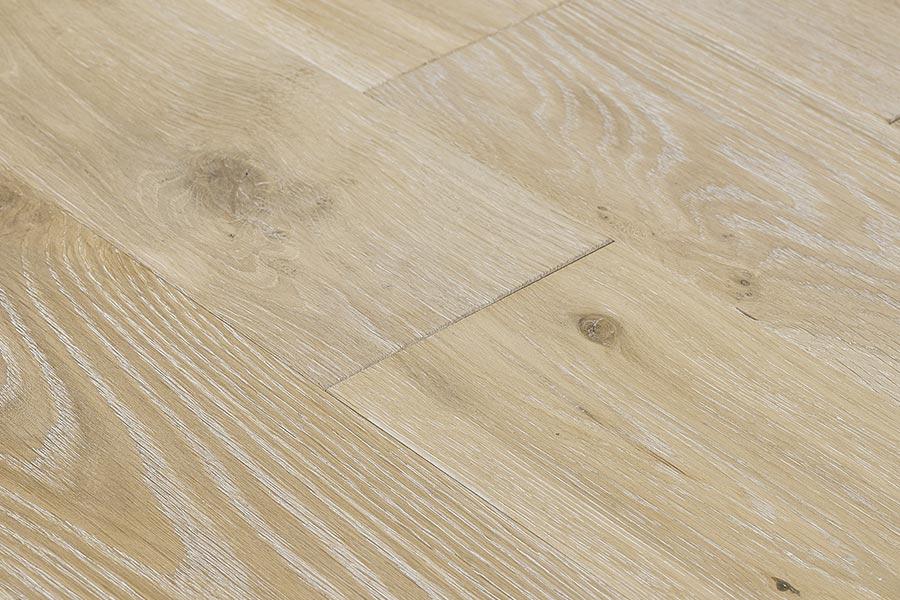 Galleria Professional Solid European Rustic Oak Flooring 18mm X 150mm Linen Brushed & Lacquered