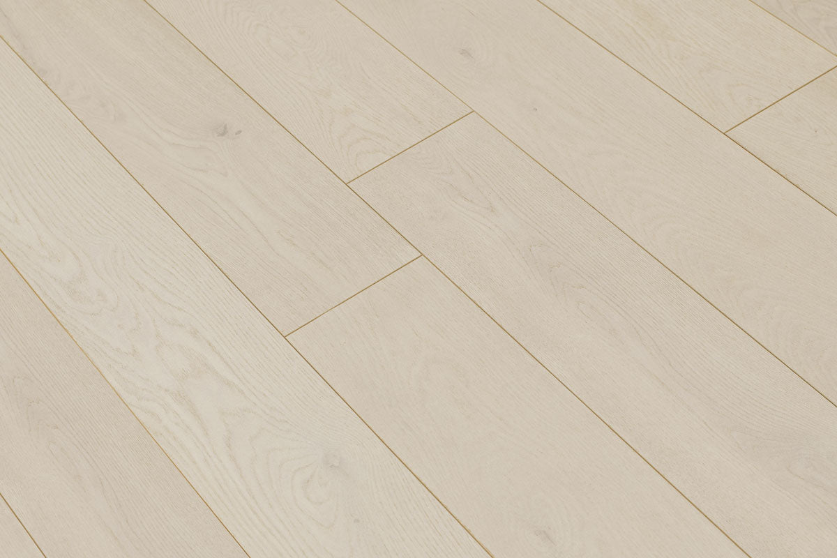 Aqualock 10mm Laminate Flooring White Linen Oak