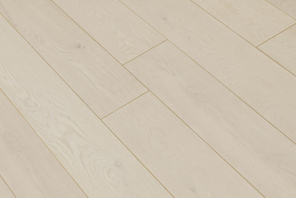 Aqualock 10mm Laminate Flooring White Linen Oak