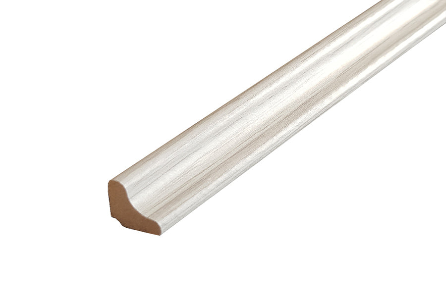 Series Laminate Scotia 2.4m White Oak