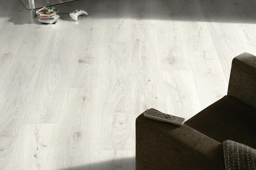Series Woods 10mm Laminate Flooring Frosted Oak