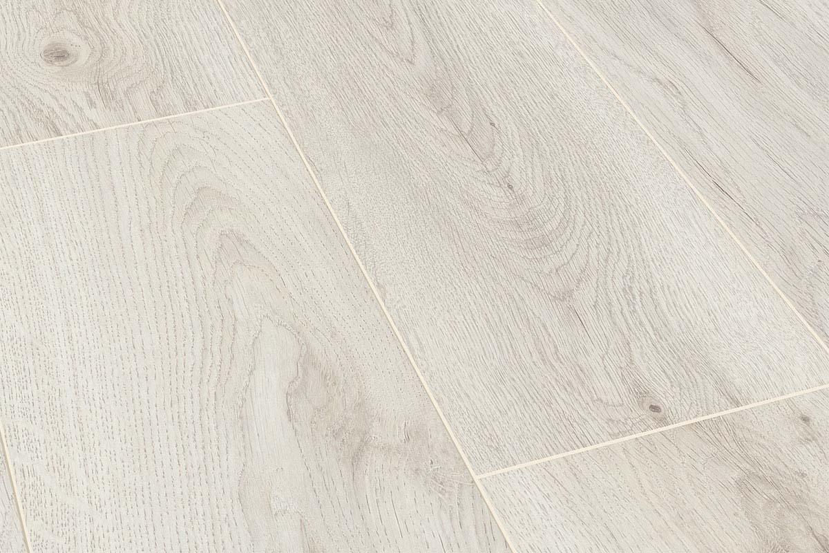 Series Woods 10mm Laminate Flooring Frosted Oak