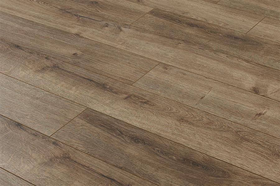 Series Woods 12mm Laminate Flooring Antique Bronze Oak