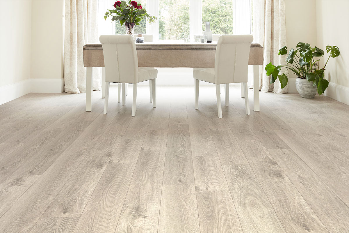 Series Woods 8mm Laminate Flooring Gravel Oak