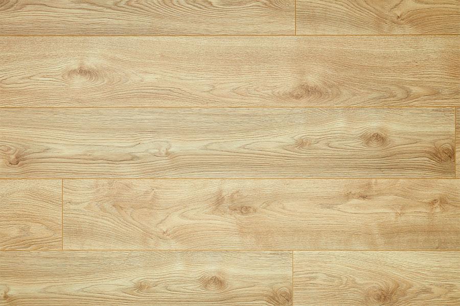 Vantage 12mm Laminate Flooring Makro Nature Oak